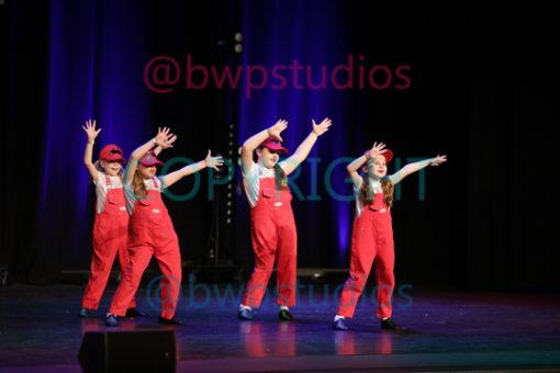 THEATRE DANCE 8 Jazz Chorus